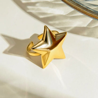 Bold Star-Shaped Ring, A Statement Piece for the Fashion-Forward