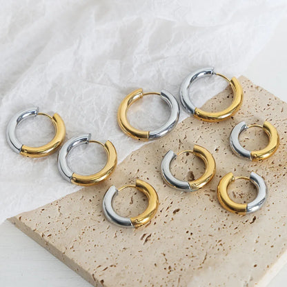 Sleek Gold-Tone Hoop Earrings, A Timeless Accessory for Everyday Sophistication